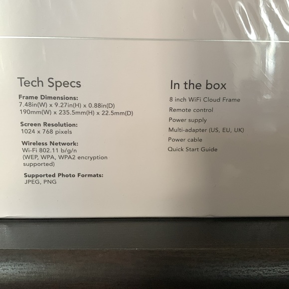 Nixplay Iris 8 Inch WiFi Cloud Digital Frame (Silver) - Picture 6 of 7